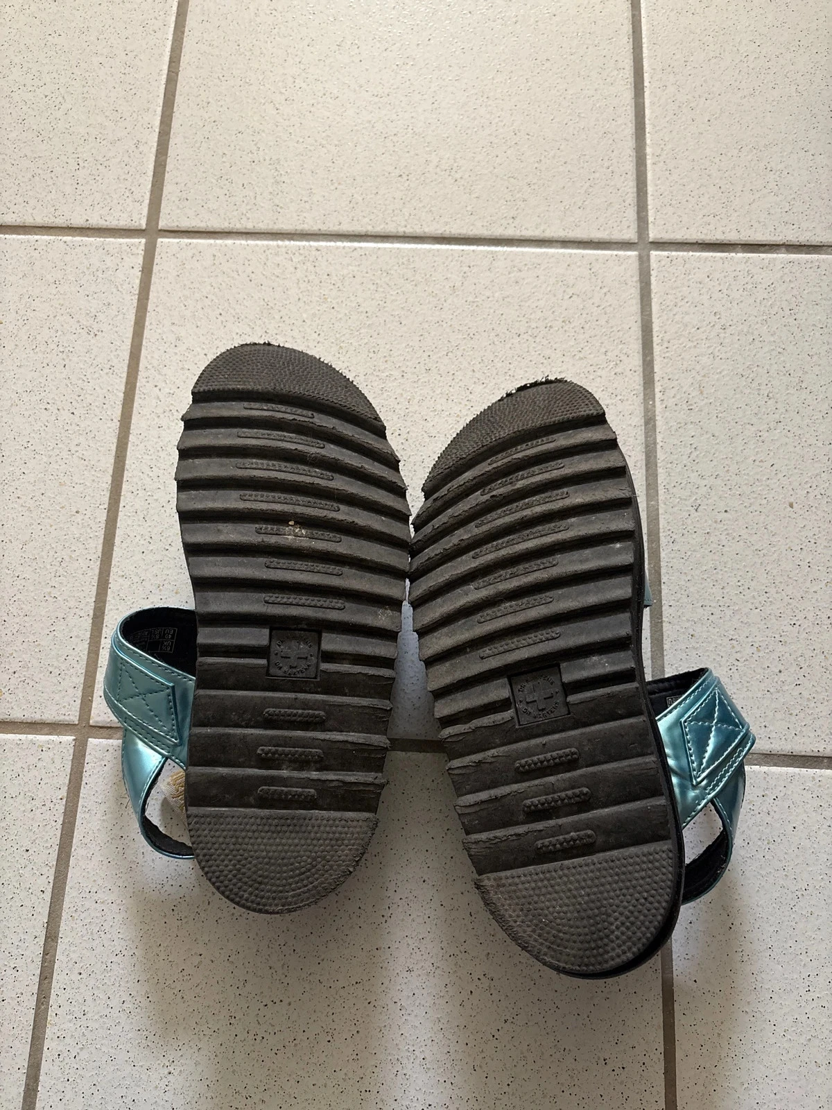 Sandales bleus Dr.Martens – photo 4